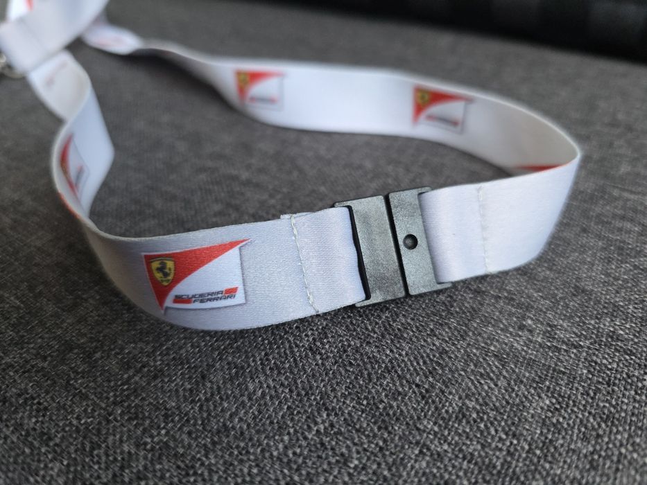 Scuderia Ferrari, smycz F1, Formuła 1, wyścigi, racing, Leclerc