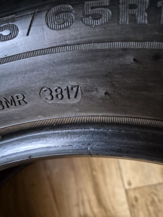 215/65/16 Dunlop para zima 7,7mm 17r