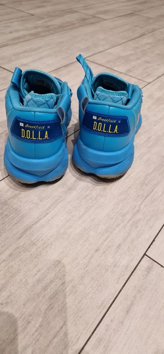 Buty sportowe adidas koszykówka, hala DOLLA 41 1/3