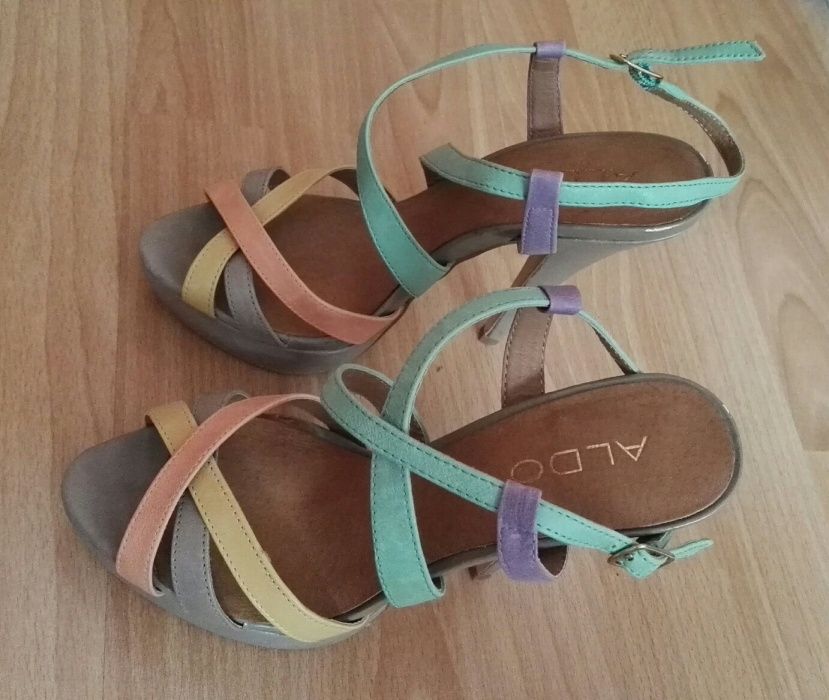 Szpilki Aldo kolorowe