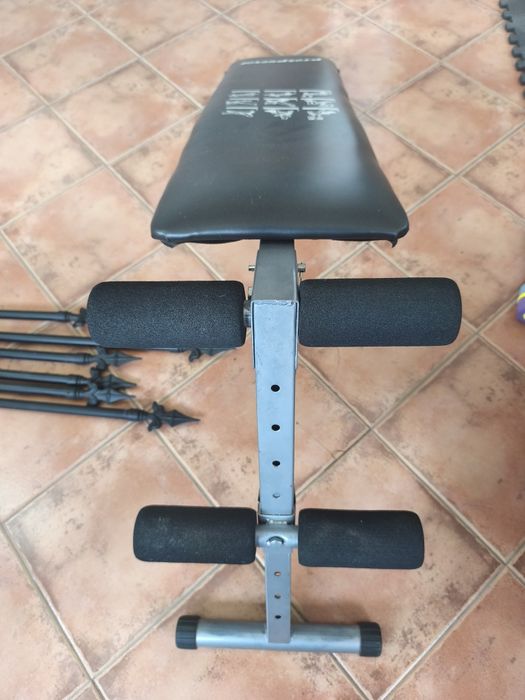 Vendo banco abdominais e musculação