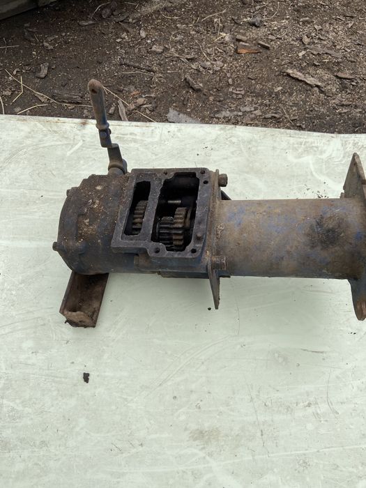 Редуктор дт 54 до коробки  газ 52 ( саморобка)