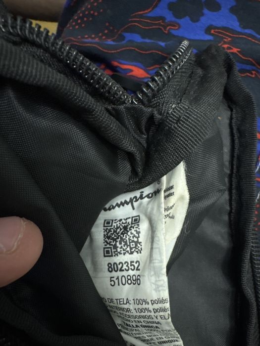 Продам сумку champion оригинал