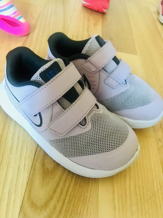 Кроссовки на девочку adidas puma nike sketchers