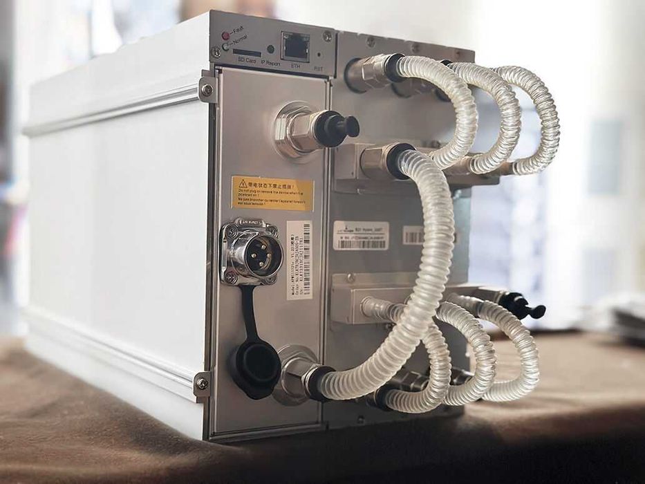 Асік Antminer S21E Hyd 332 Th/s Asic Bitmain У НАЯВНОСТІ