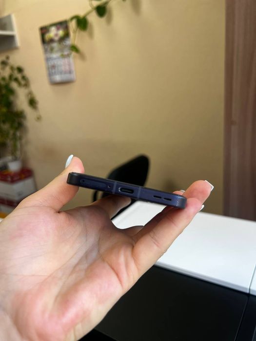 Продам телефон в ідеальному стані OPPO  RENO 13 5G