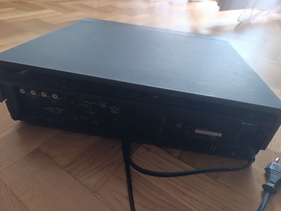 Magnetowid Panasonic NV-J35HQ