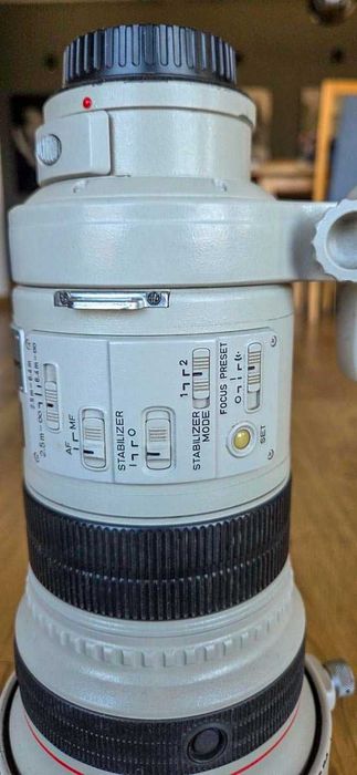 Canon EF 300mm f/2.8 L IS USM