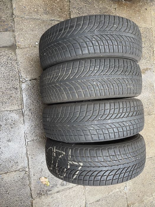 Opony zimowe 235/60/18 michelin