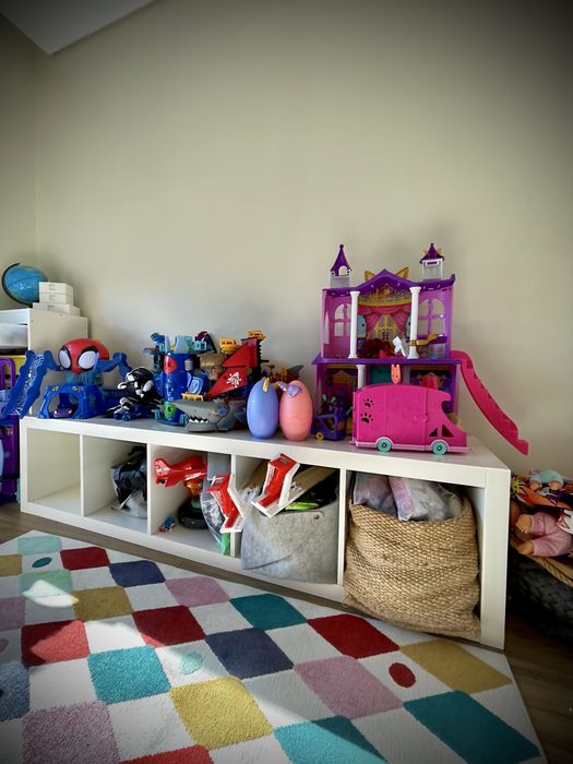 KALLAX — Estante IKEA em branco, 40x44x185 cm — modelo descontinuado