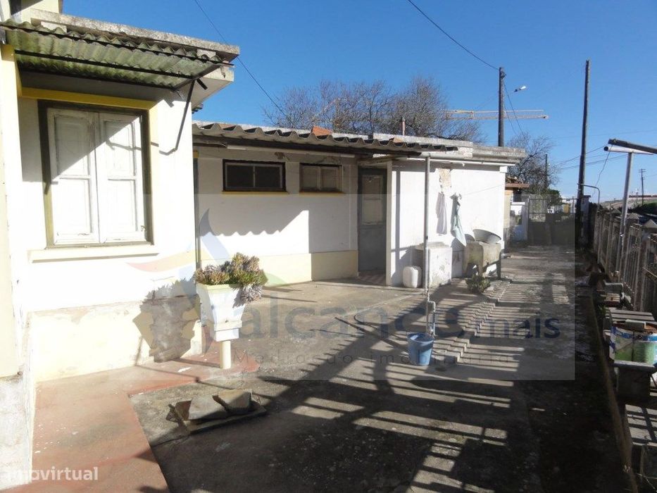 Detached House for Sale in Pelame Neighborhood, Beja