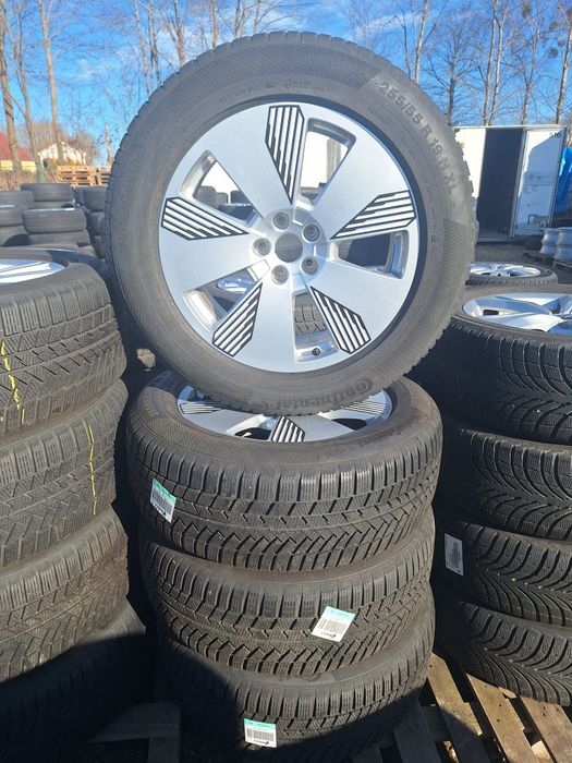 Koła zimowe Audi E tron 255 55 r19 111H