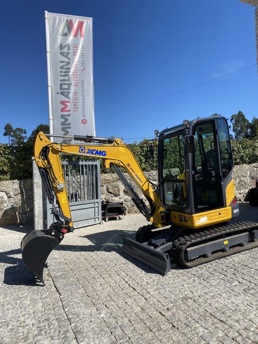 Mini Giratoria Nova XCMG XE 27 E