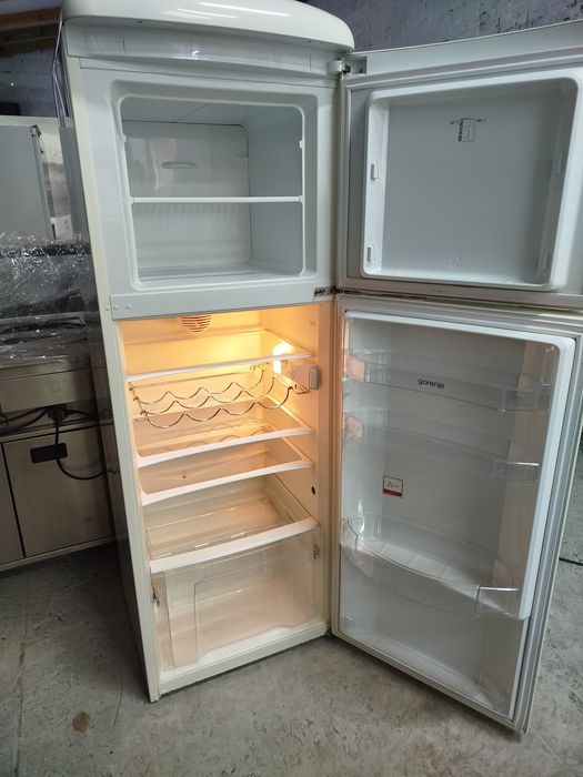 холодильник двокамерний Gorenje retro