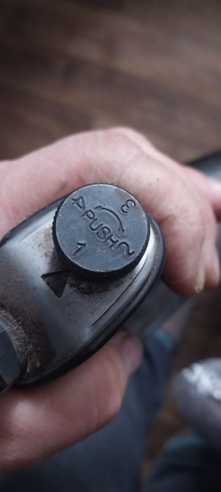 Пневмо пистолет .