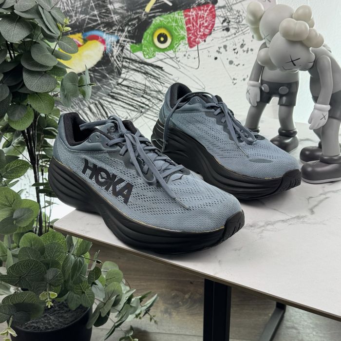 Кросівки Hoka Bondi 8 48 розмір Е6364