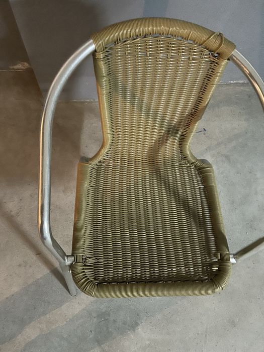 CADEIRAS EM ALUMINIO