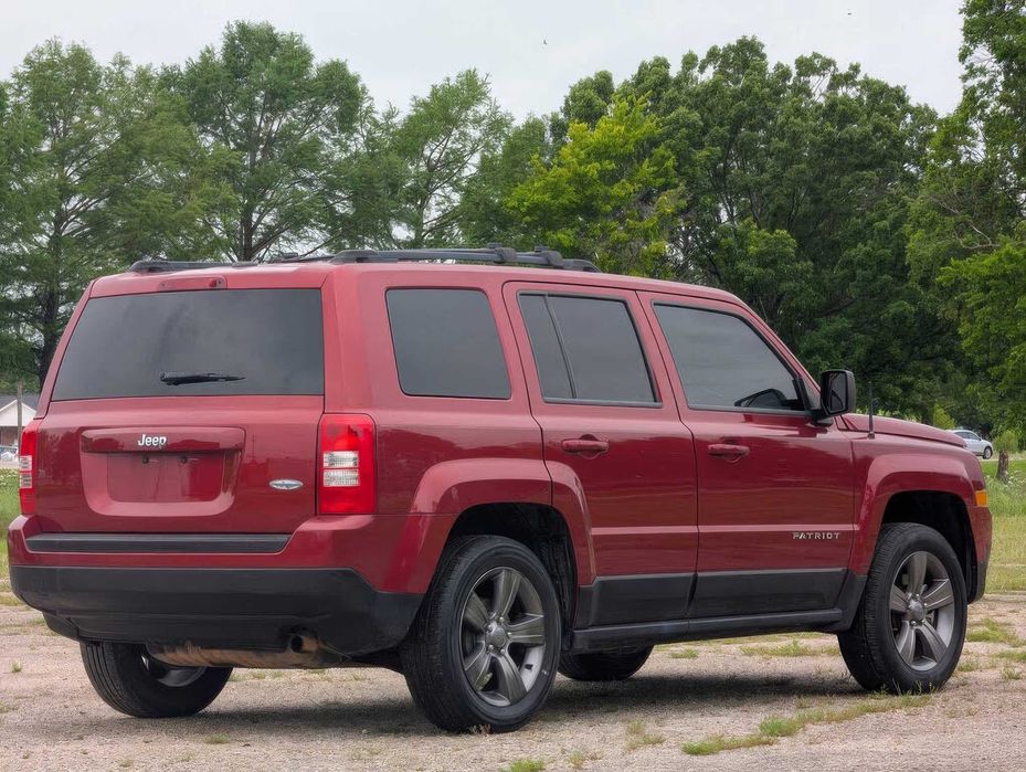 Jeep Patriot Latitude      2014