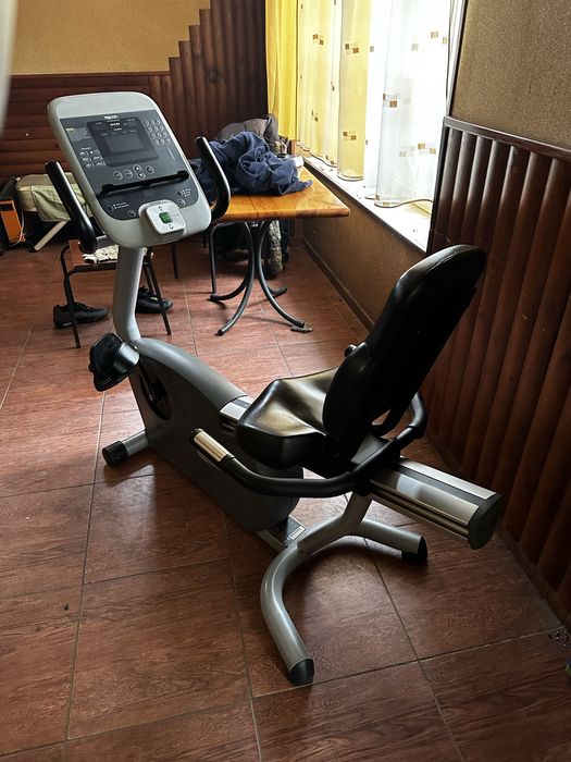Професійний велотренажер Precor 846i Home Trainer