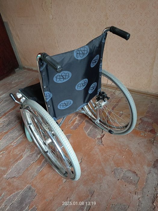 Продам новое инвалидное кресло