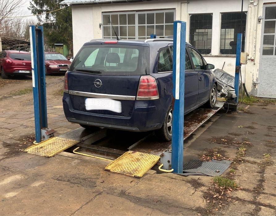 Podnośnik czterokolumnowy 3,5T Zippo