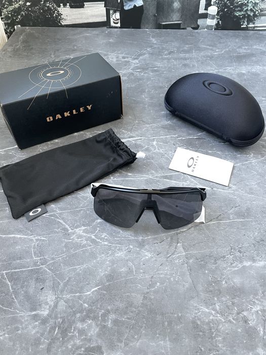 Окуляри велосипедні  OAKLEY Sutro Lite Prizm Black Shield оригінал