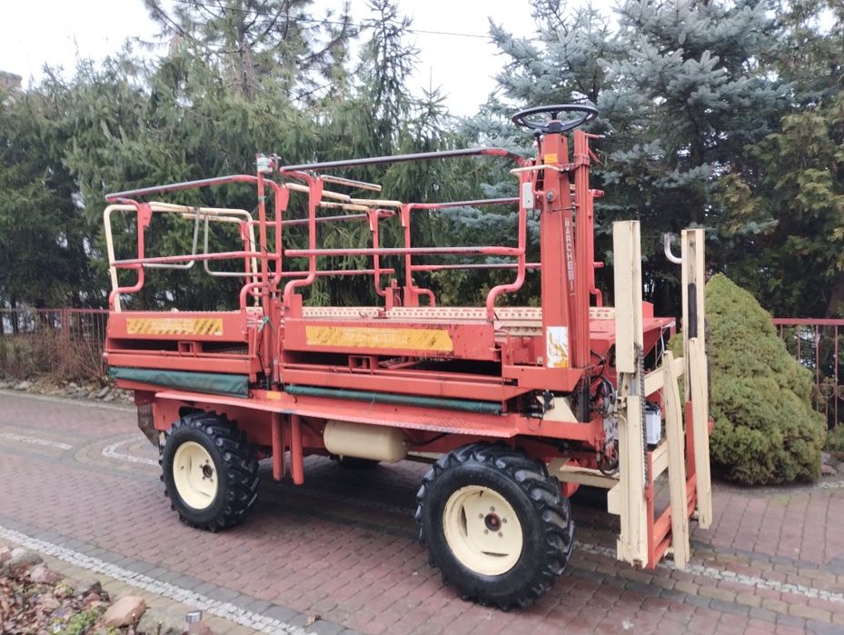 Platforma sadownicza samojezdna