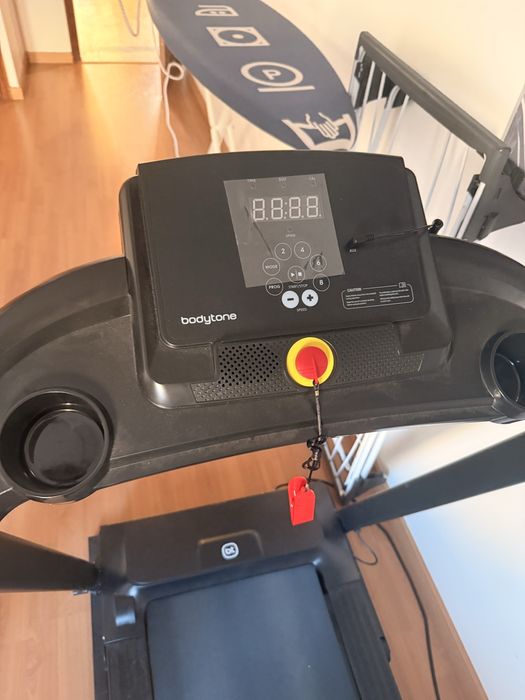 Passadeira Electrica Bodytone em muito bom estado