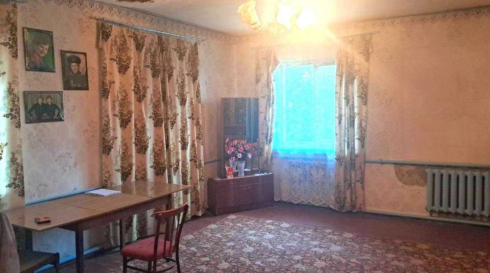 СМ Продам будинок 171 м² центр Брусилова для великої родини