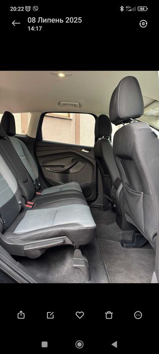 Автомобіль форд ескейп