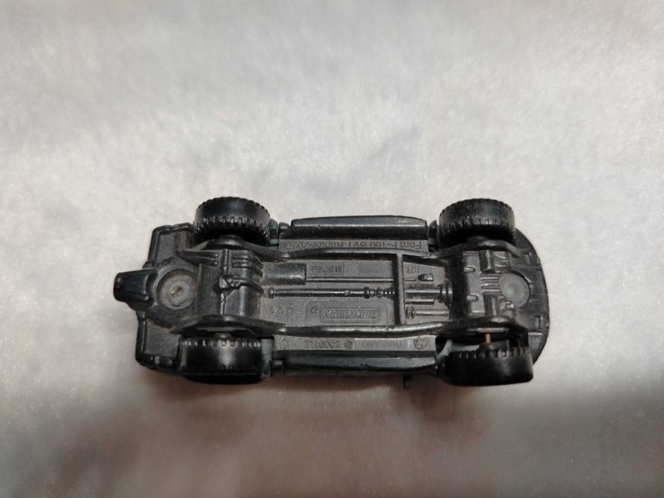 Matchbox-14 Mercedes Benz G Class