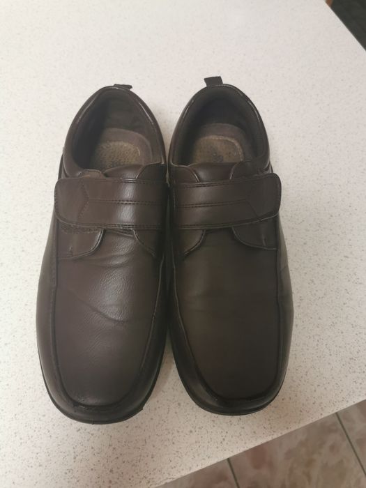Brązowe buty męskie