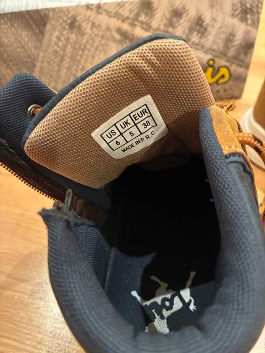 Bota Lois em Camel Nº 38- Novo