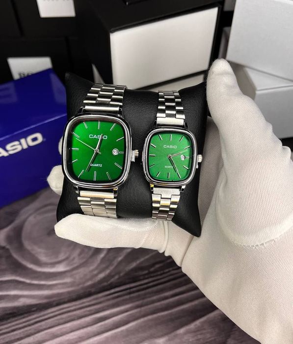 Парні наручні годинники Casio