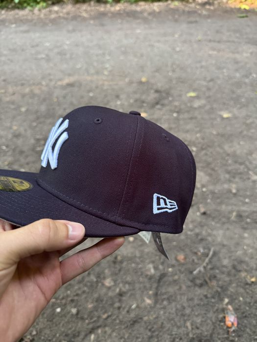 Czapka supreme new era