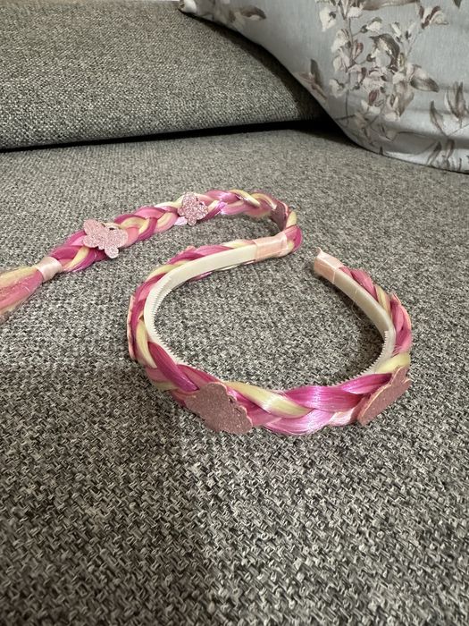 Обруч з косою. Для принцеси. Доповнення до святкового образу.