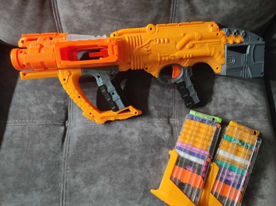 Nerf Double Dealer B5367 Doomlands Wyrzutnia