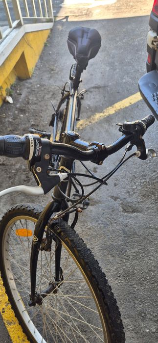 Vendo bicicleta Rockrider em bom estado.