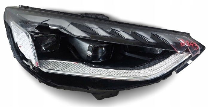 Audi A4 B9 8W lift 19- LED prawa lampa przednia przód reflektor