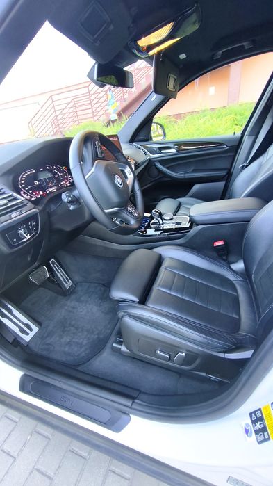 BMW X3 g01 LCI  xDrive 30i rok modelowym 2024 tylko 19 tys . przebiegu