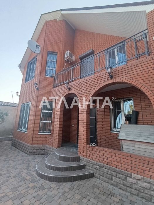 Большой дом с капитальным ремонтом на Черемушках