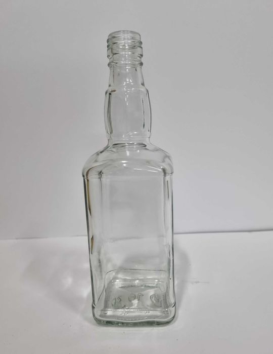 Butelka DANIELS 500 ml na Whisky Konik z zakrętką