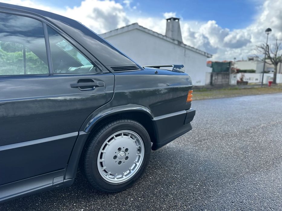 Mercedes-Benz W201 (1982-1993) 190E 2.3-16V foto 5
