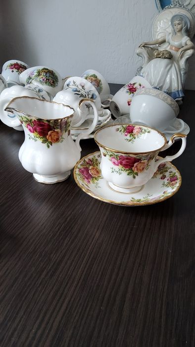 Чайна пара чашка, чайне тріо Royal Doulton Albert
