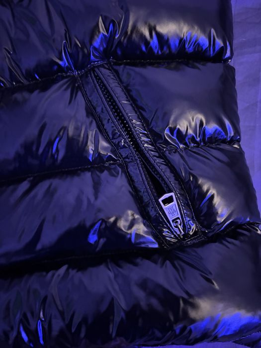 Colete Moncler Preto Brilhante – Excelente Estado
