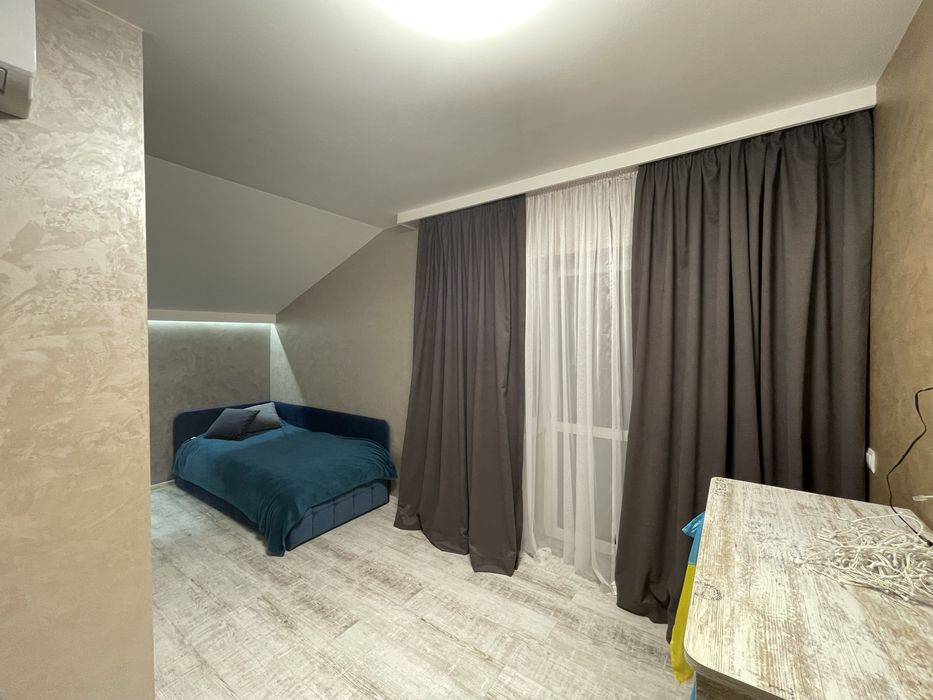 Продаж будинку в Сторожниці