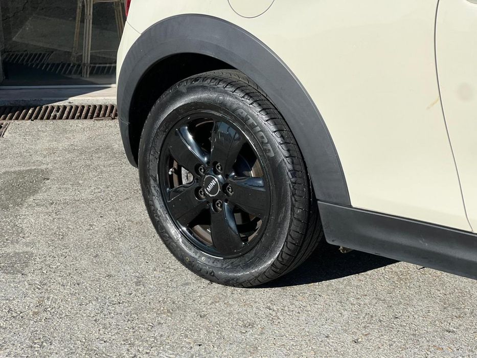 MINI 3 Portas One D