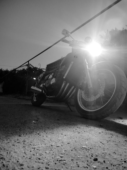 Кавасаки 400 куб.  1 900 $ Обмен на Авто,Спорт,Крос!