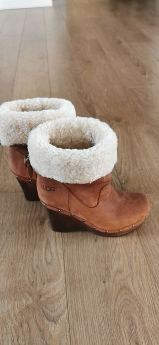 Ugg kozaki, botki z wywijana cholewka