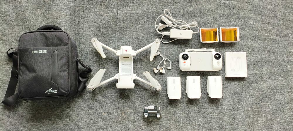 Dron Fimi x8 se 2020 duży zestaw / jak nowy / bardzo mało używany